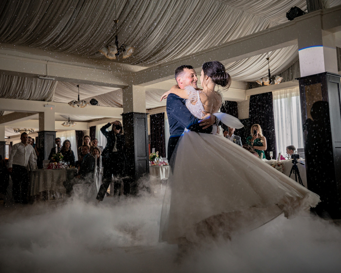 Fotograf Nunta Suceava · Fotografii de la vals